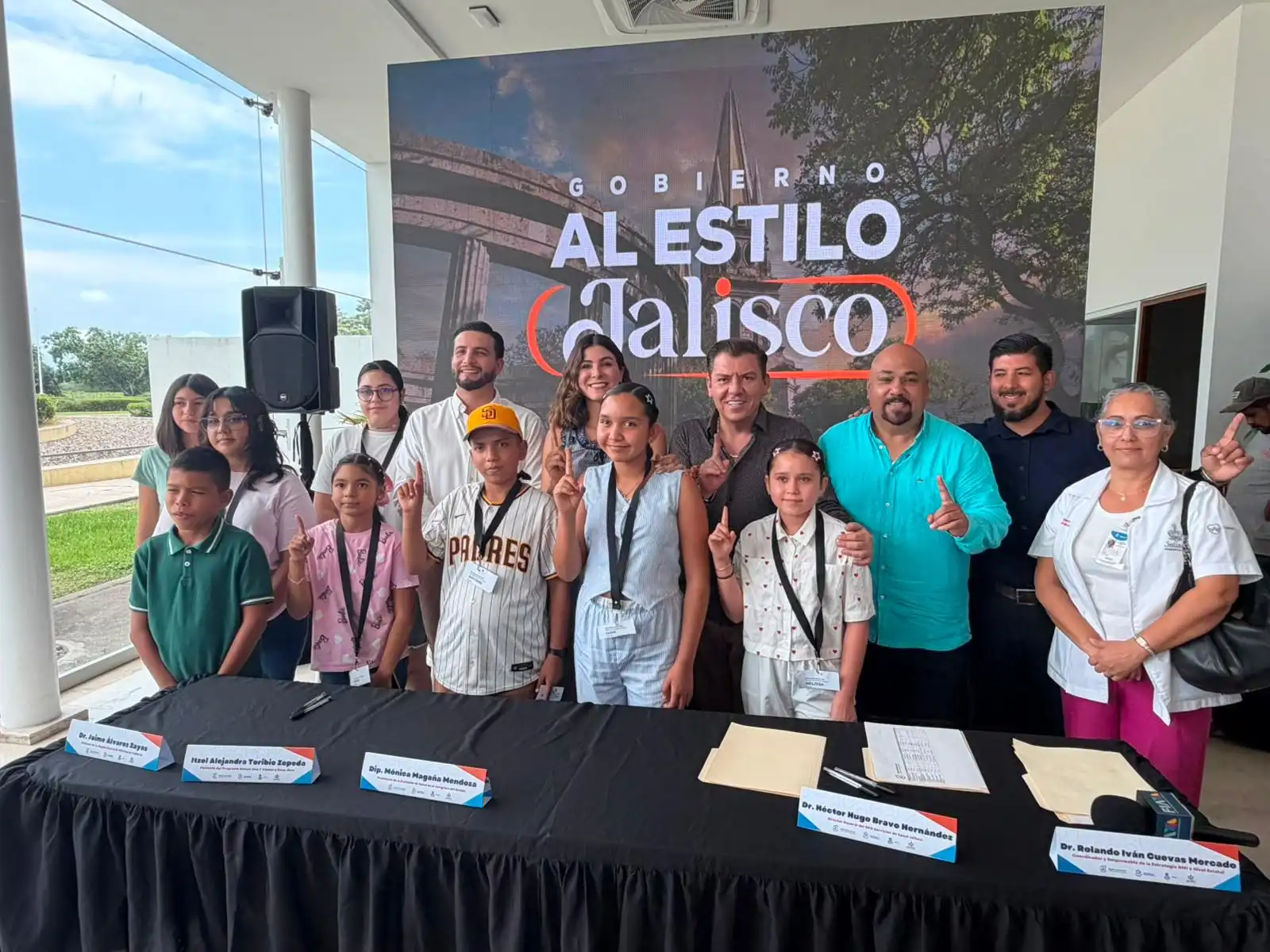 Presentan en Puerto Vallarta programa gratuito para atender a menores con diabetes tipo 1 1 WhatsApp Image 2026 07 16 at 16.38.57